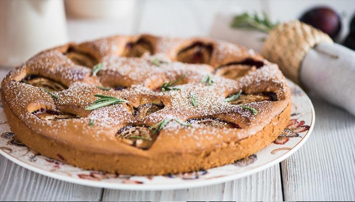 Быстро, вкусно и полезно: 5 рецептов любимой диетической шарлотки