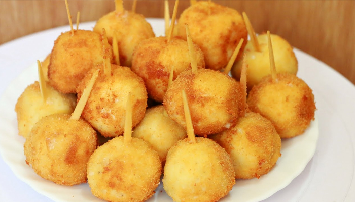 Куриные шарики с сыром: с пользой для фигуры!