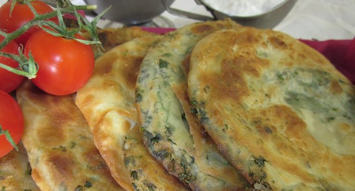 Китайские лепешки с зеленым луком