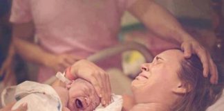 Врач безжалостно выкрикнула на всю палату: «Вы понимаете, что это крест на всю жизнь? Ребёнок-урод». Но начались роды