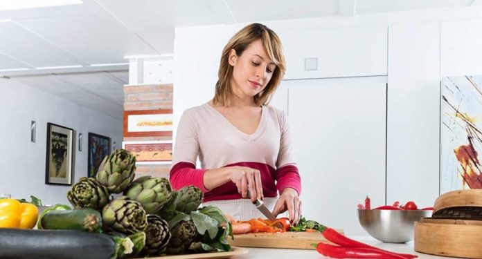 Хозяйкам: как нужно готовить овощи для сохранения пользы и вкуса.