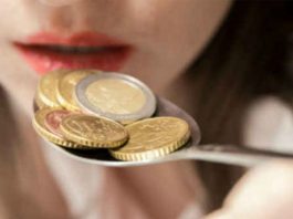 5 причин, по которым у вас металлический привкус во рту (и как его избежать)