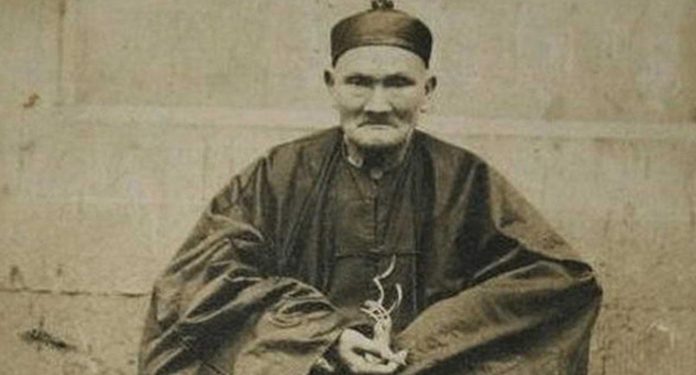 256-летний мужчина перед смертью открыл миру тайну долголетия