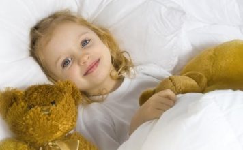 Сколько должен спать ребенок, чтобы не быть больным и полным