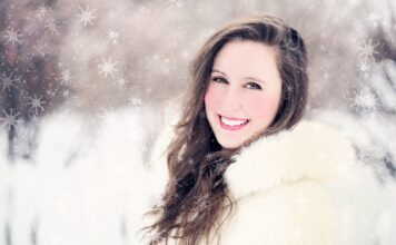 Советы по уходу за кожей в зимний период для женщин woman, snow, winter, portrait, snowflakes, smiling, cold, woman, woman, woman, nature, woman, woman